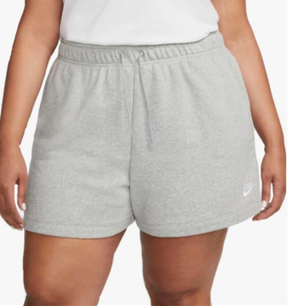Nike Women's Plus Club Fleece Mid Rise 4" Shorts